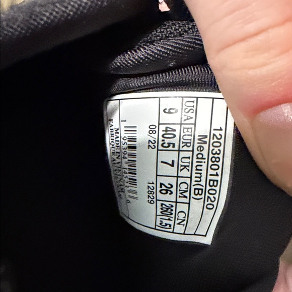 Brooks Men's Black Ghost Athletic Shoes - Picture 3 of 3